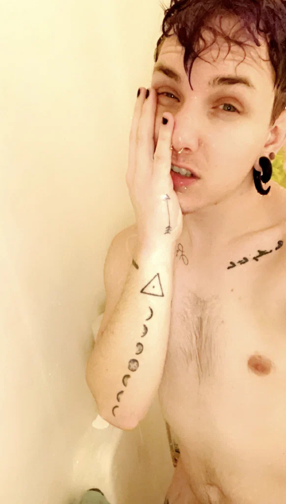 Giles's avatar