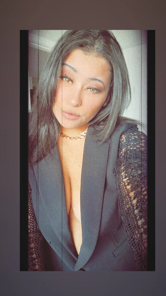 J's avatar