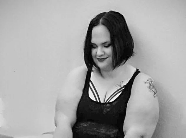Elis Smith profile banner