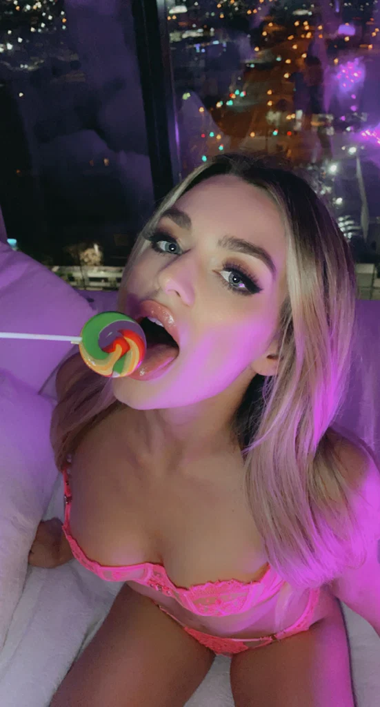Miki Lollipop