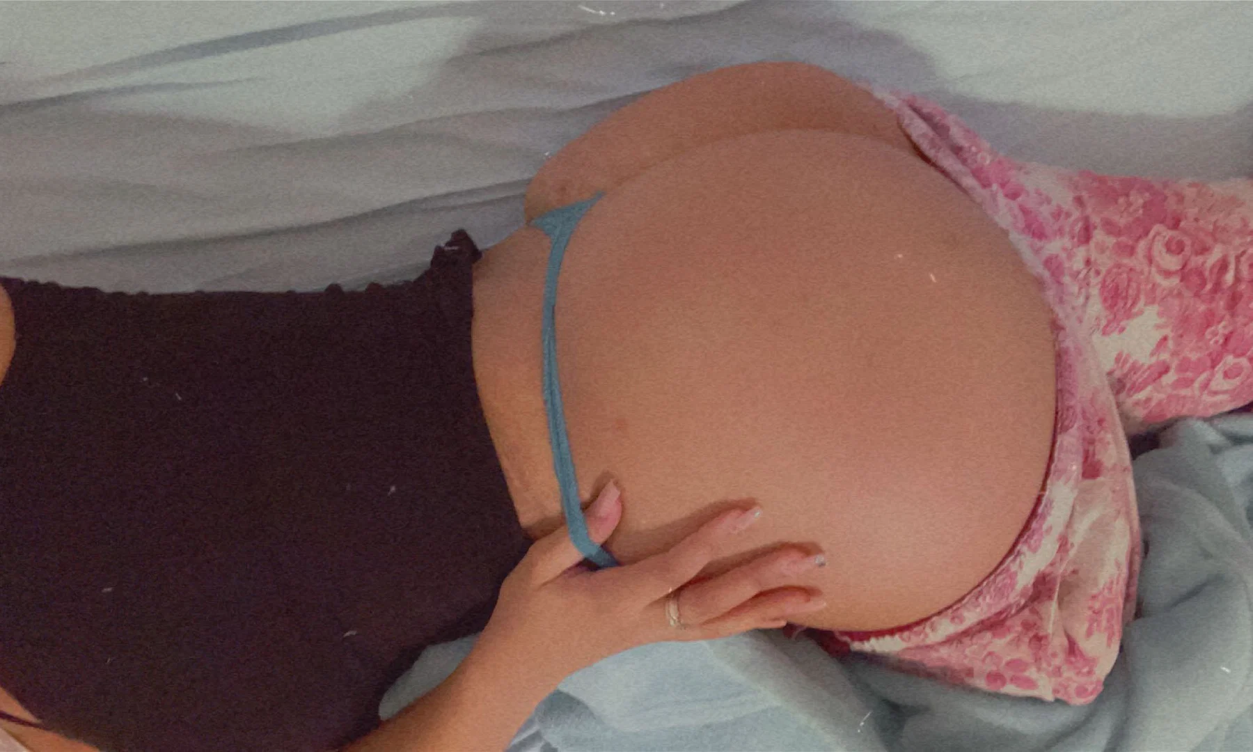 Mias profile banner