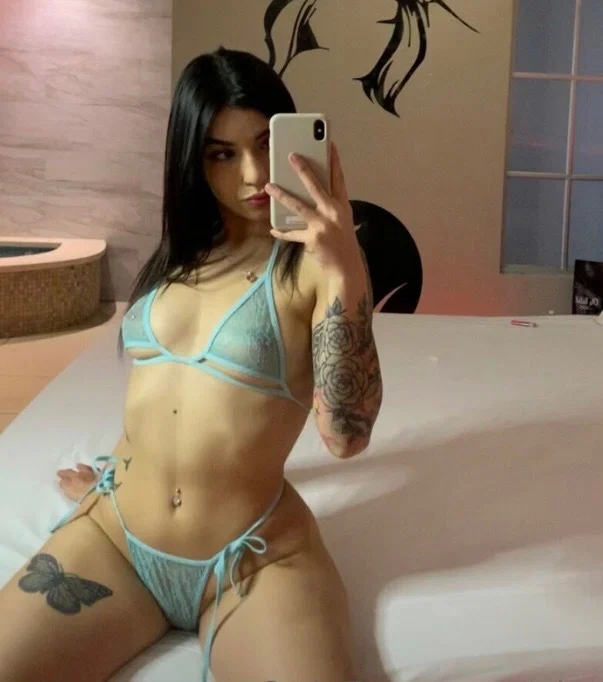 Gina 🦋's avatar
