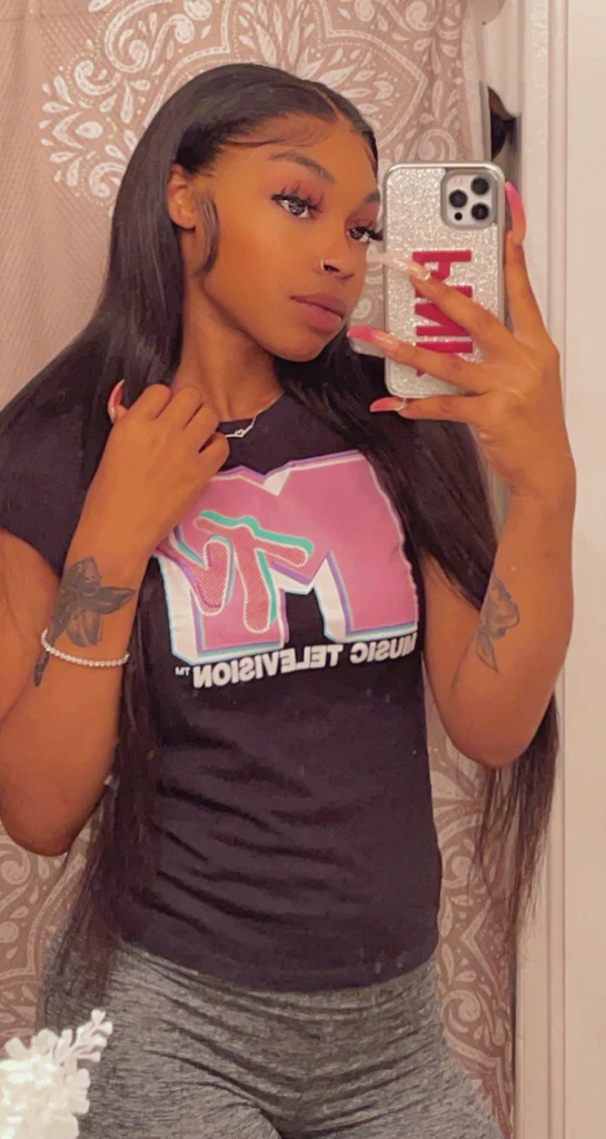 Nikolè Da Brat's avatar
