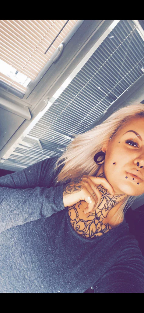 Daniela's avatar