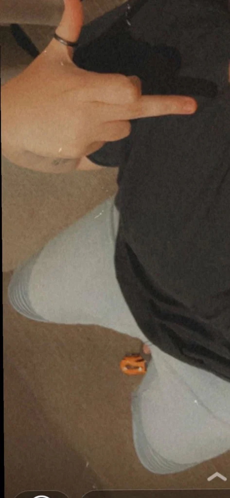 lonelygaythiccbitch's avatar