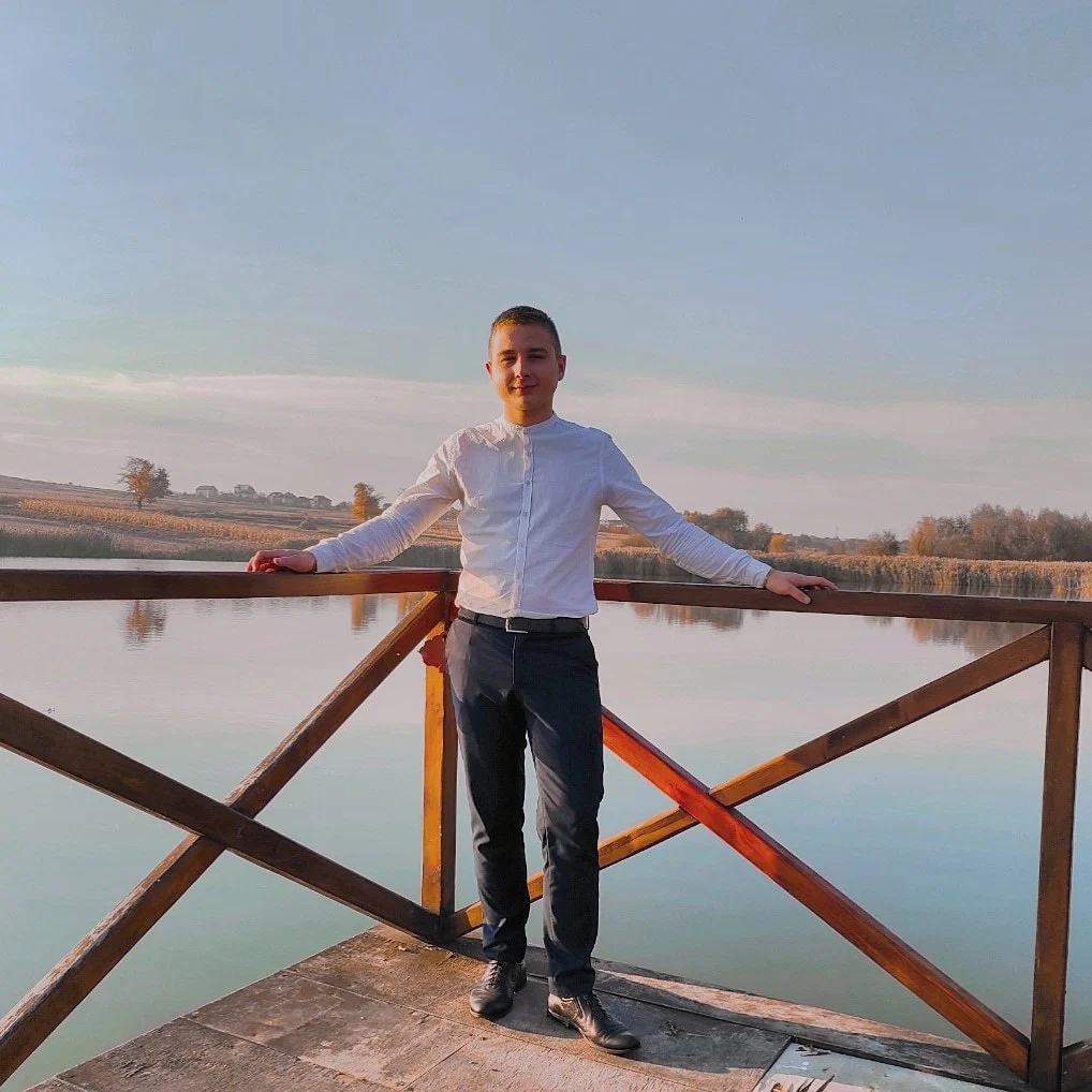 Dima Rogozha's avatar