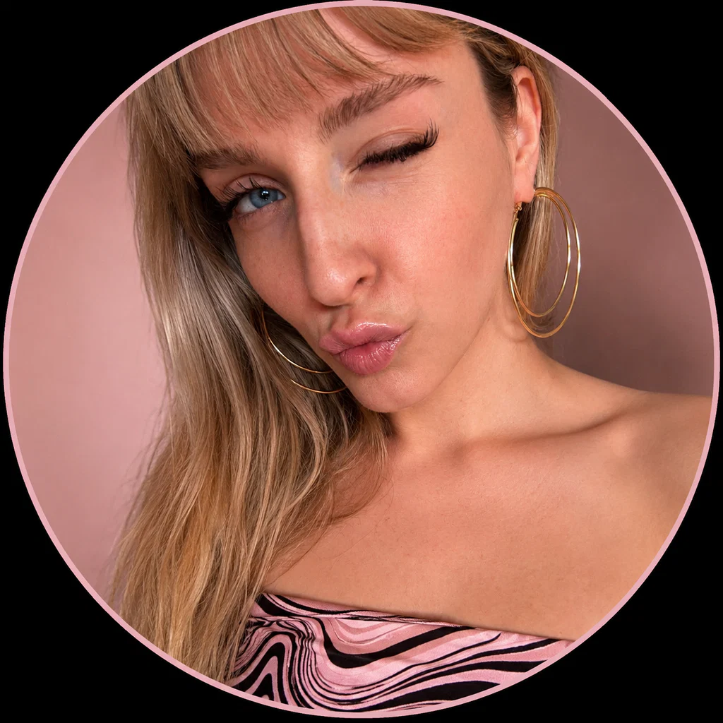 🖤 Wiinie 🖤's avatar