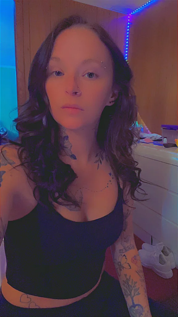 Strawberryme99's avatar