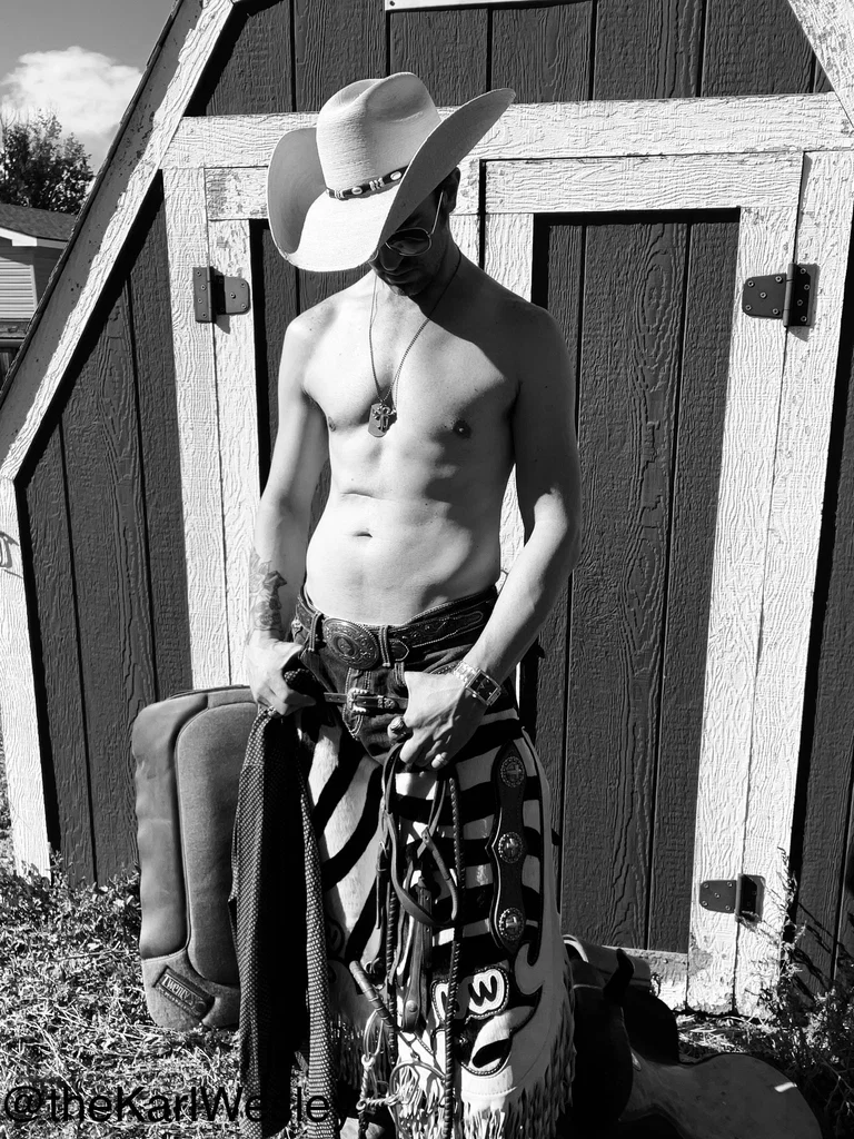 AnonCowboyBttm
