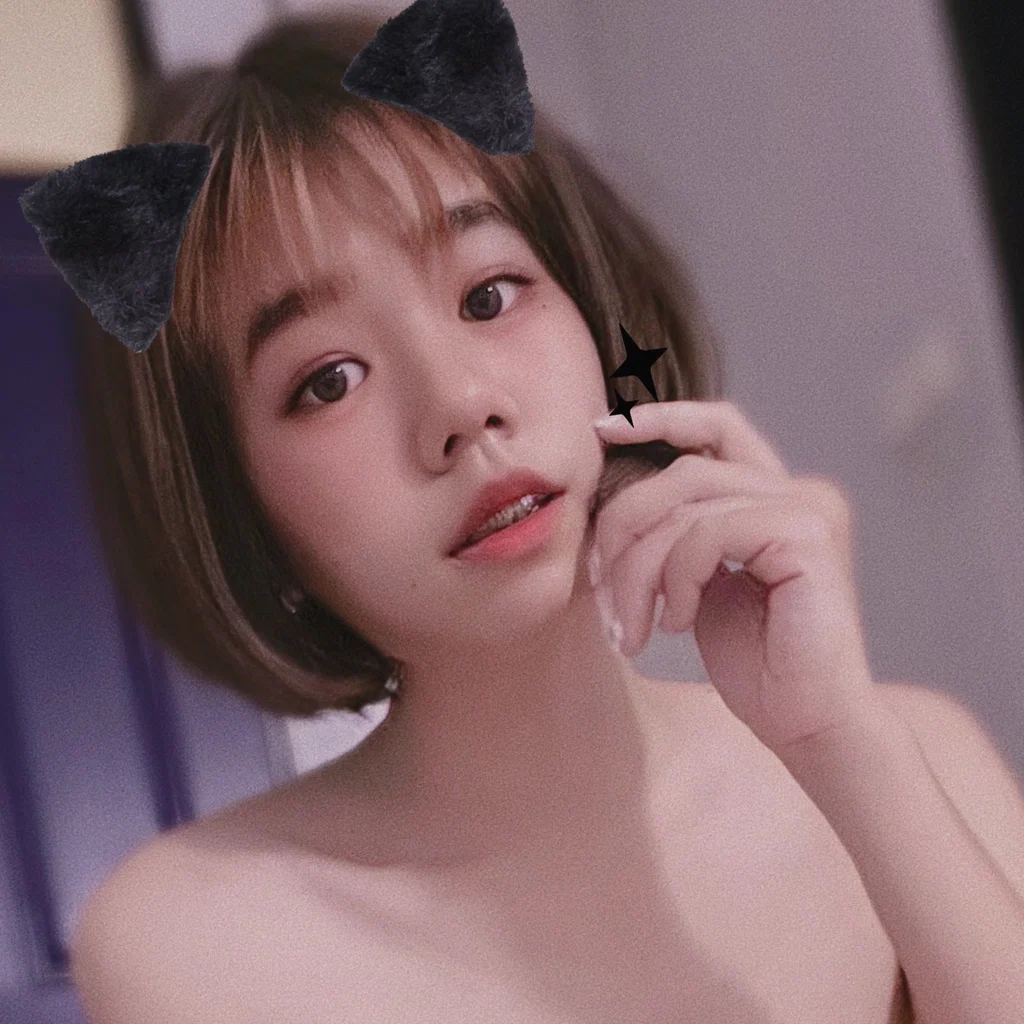𝐑𝐞𝐲𝐚's avatar