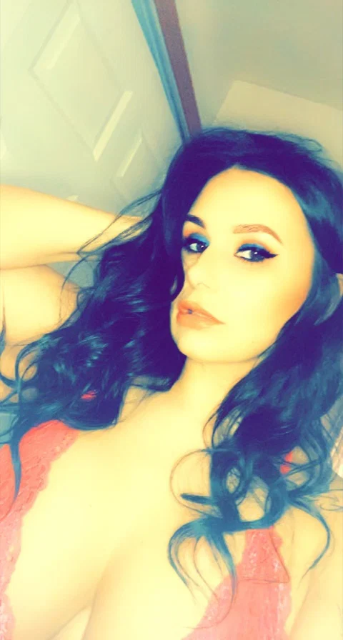 Kristy Daniels's avatar