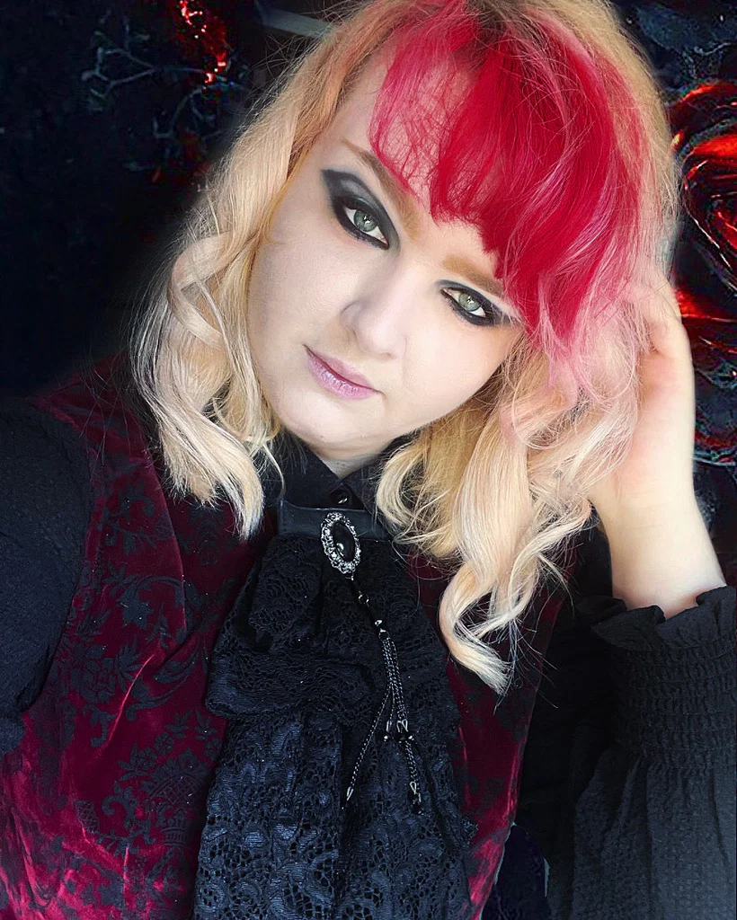 Mistress De Vil's avatar
