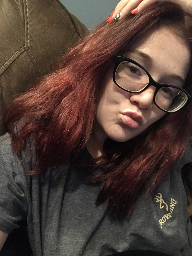 Ashlee Lynne's avatar