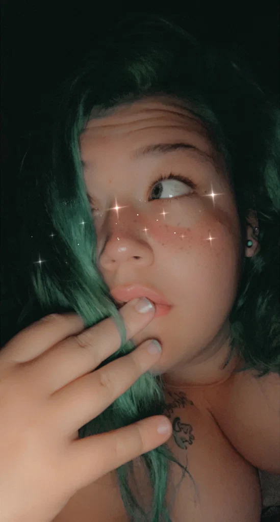 Shania's avatar