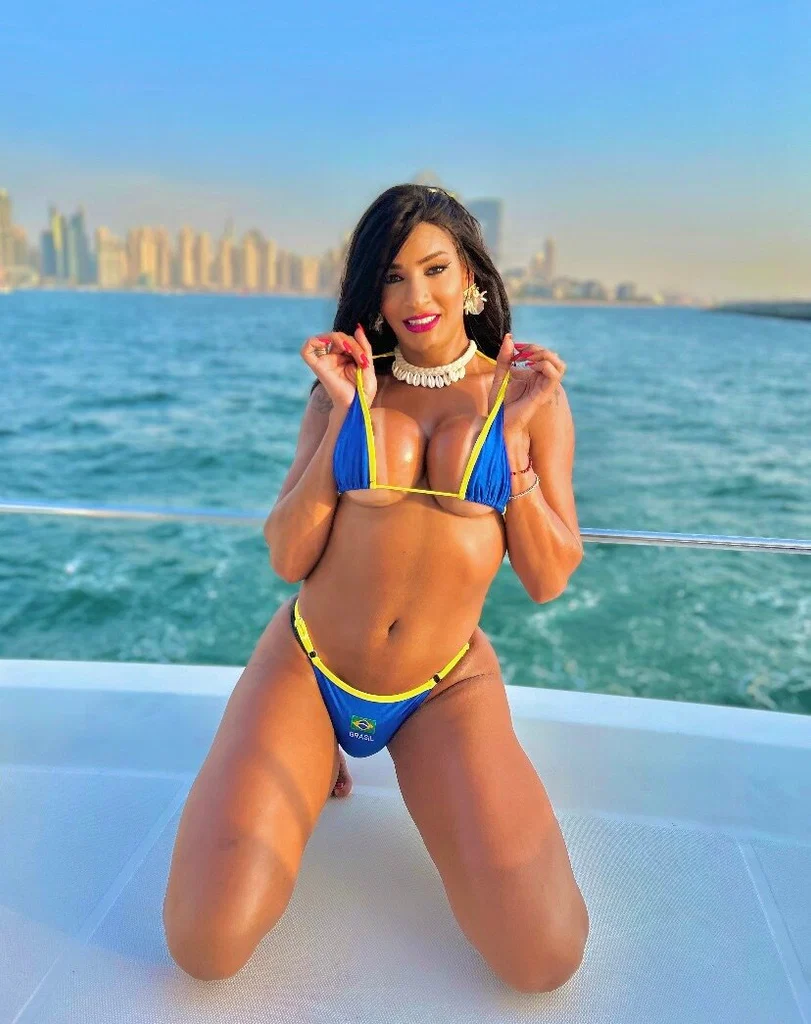 @bellaoficiall1