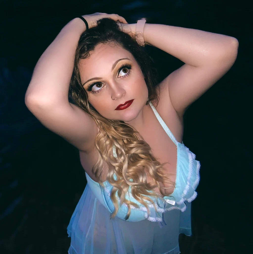 Kay Shaye's avatar