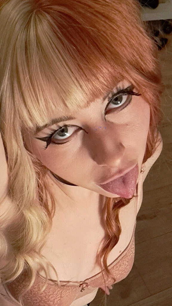 ✨✨✨AliceLovexoxo✨✨✨'s avatar