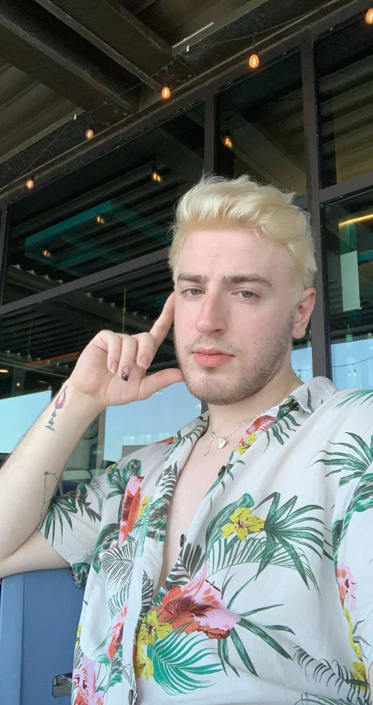 Sammy's avatar