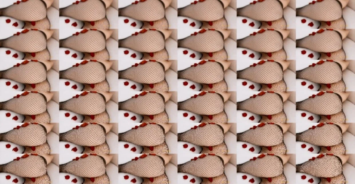Lola profile banner