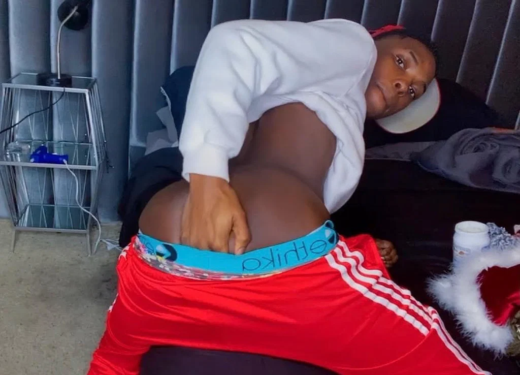 🐰 posterboybussy 🍑