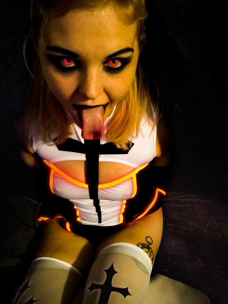 Alice Sexyland's avatar