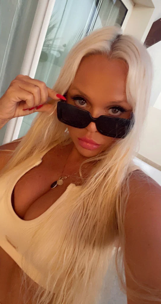 Lady D.'s avatar