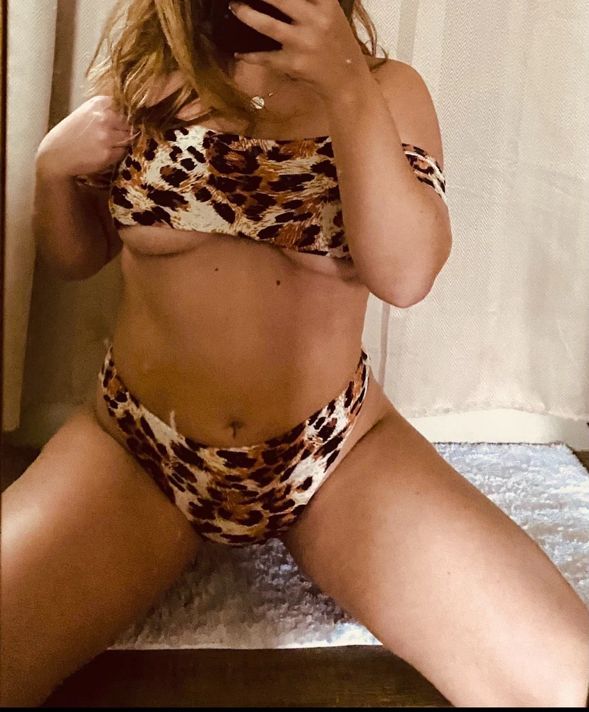 Chrissy Blaine's avatar