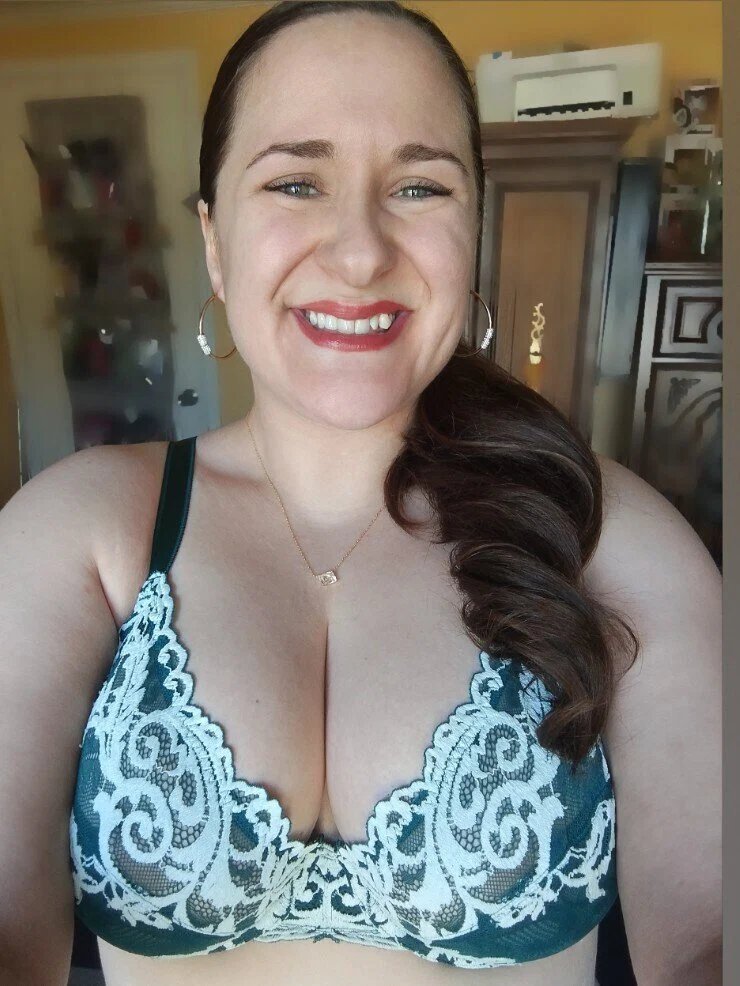 Mistress Erin's avatar