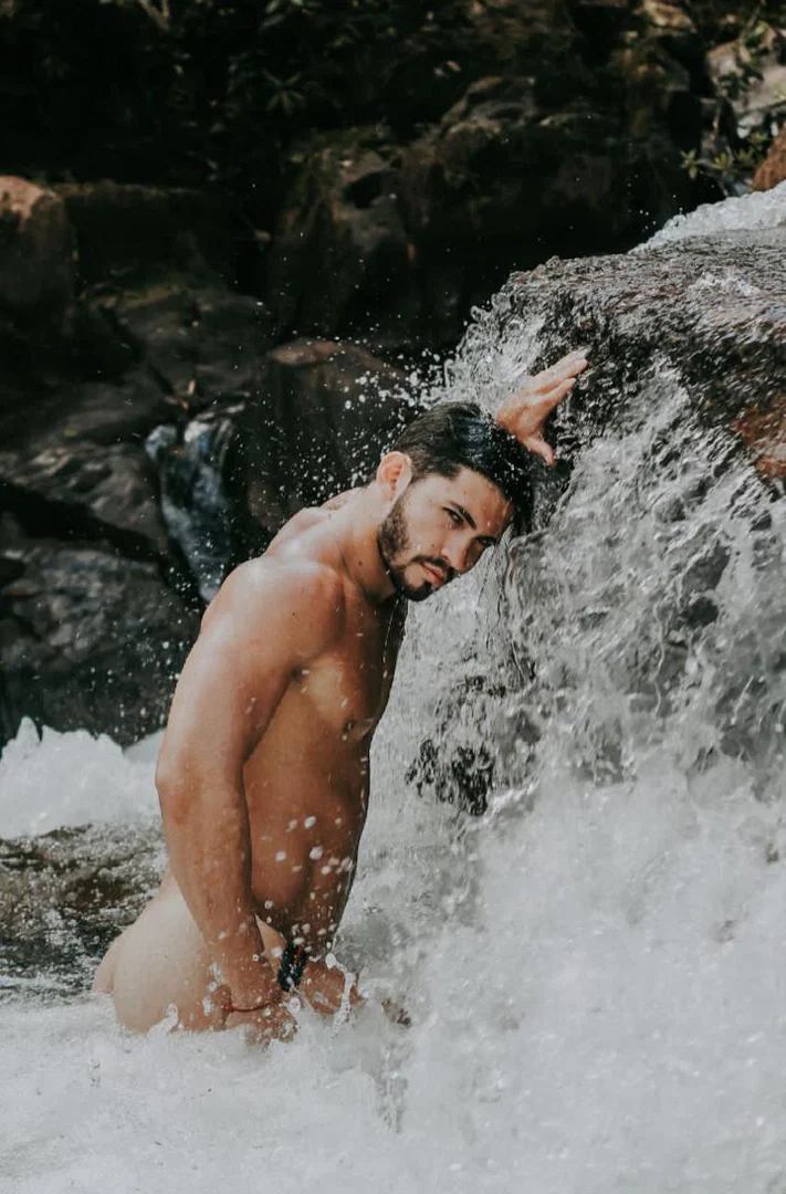 Leonardo Trindade profile banner