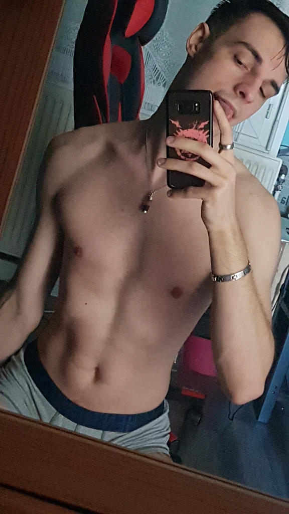 Alcide Adriano's avatar