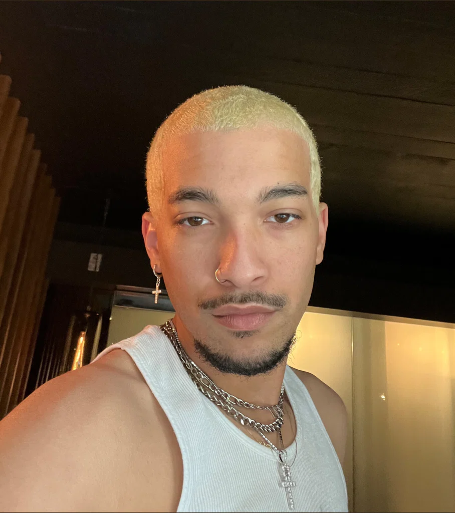 MufasaSzn's avatar