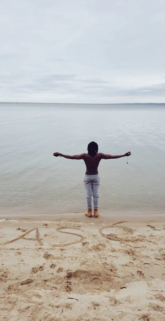KilumbeMbaye profile banner