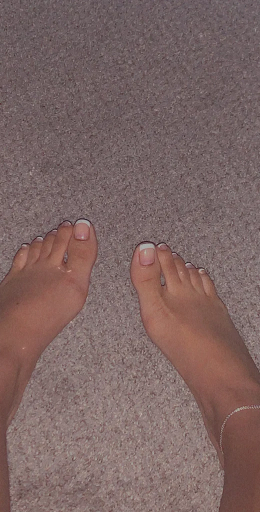 Foot fetish's avatar