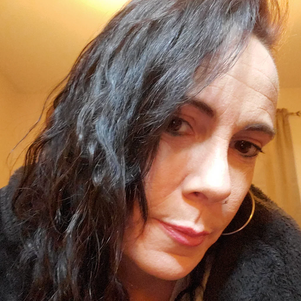 Hautewivesclub's avatar