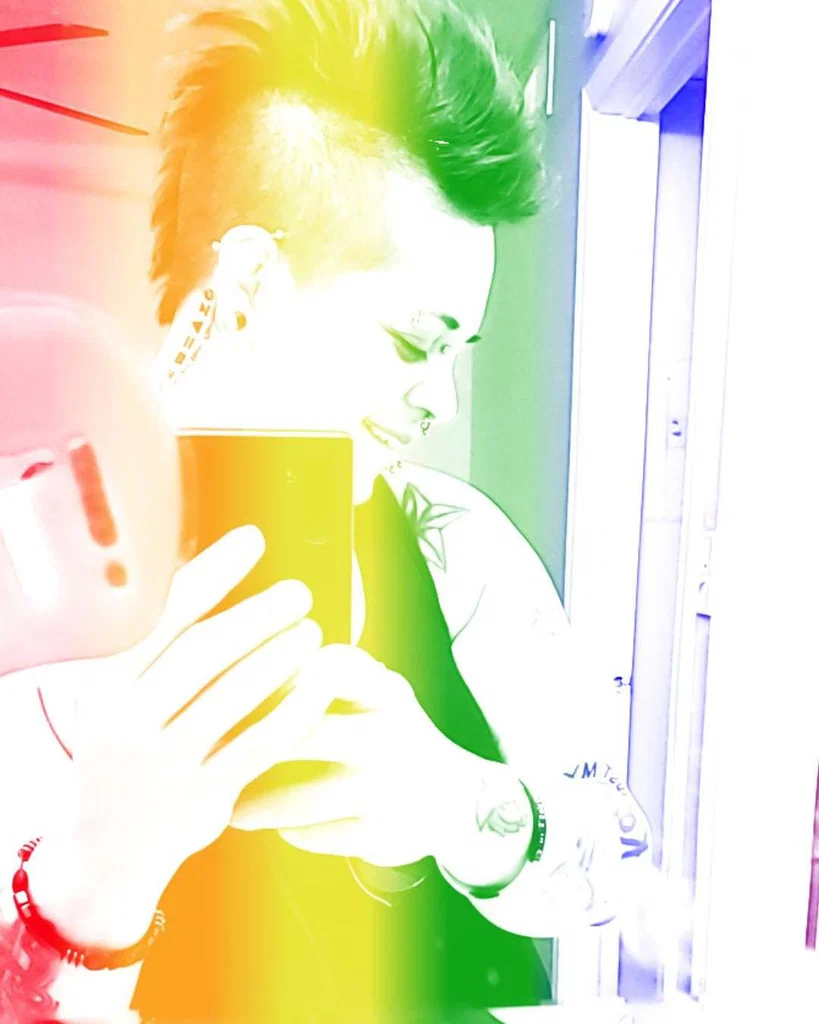 Flirtyleshbian's avatar