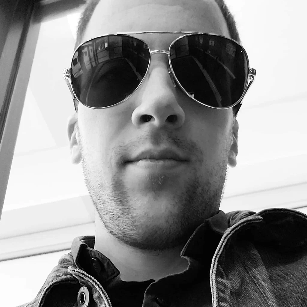 Alexander Shayatovich's avatar
