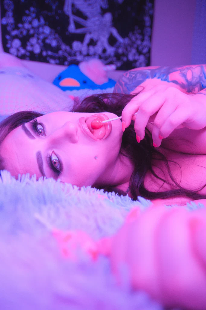 Avalon 🍑🍒🌸