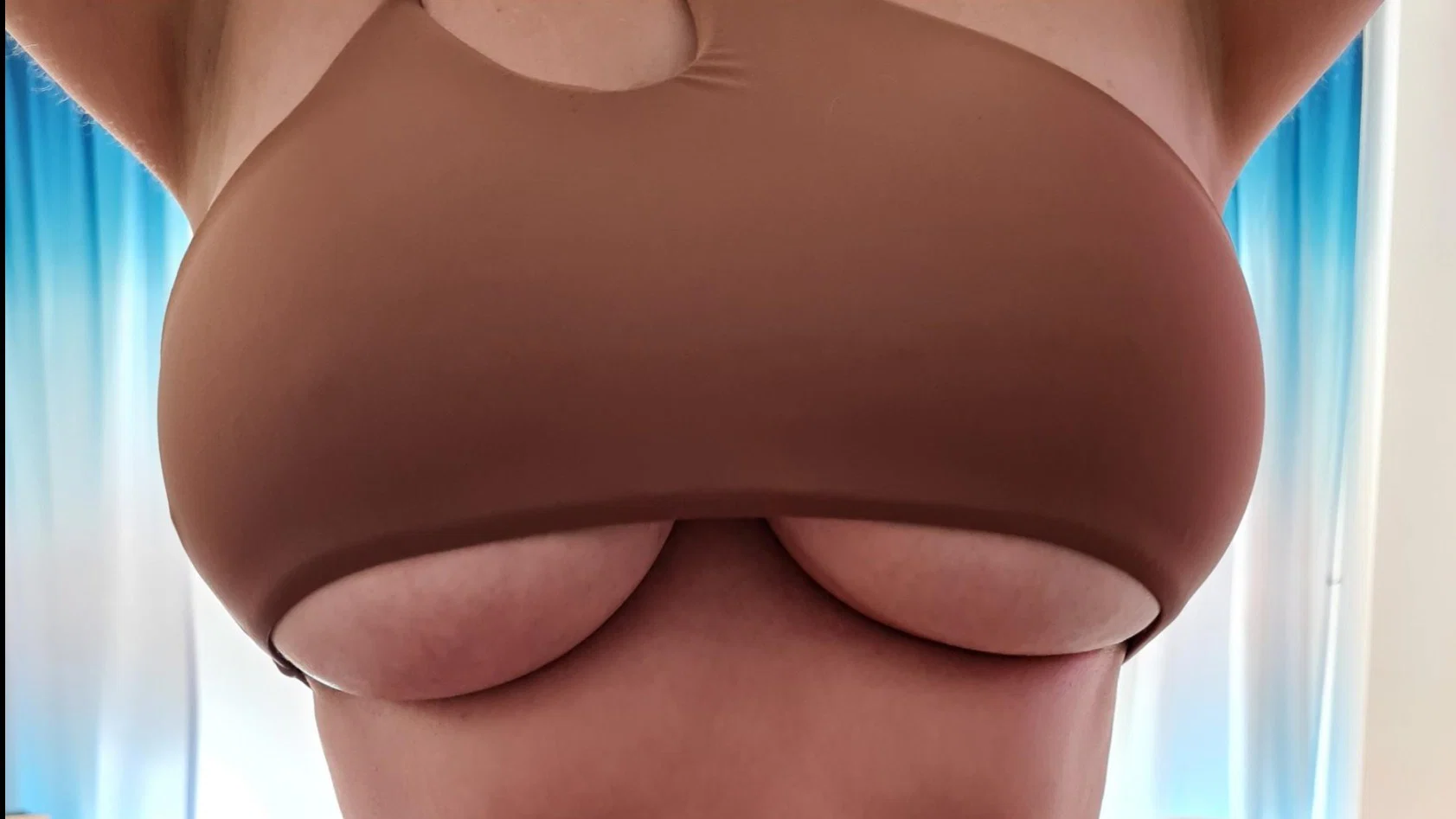 Alexis R. profile banner