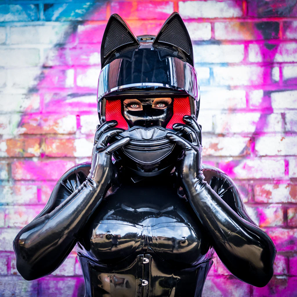 Bee_The_Rubber_Doll's avatar