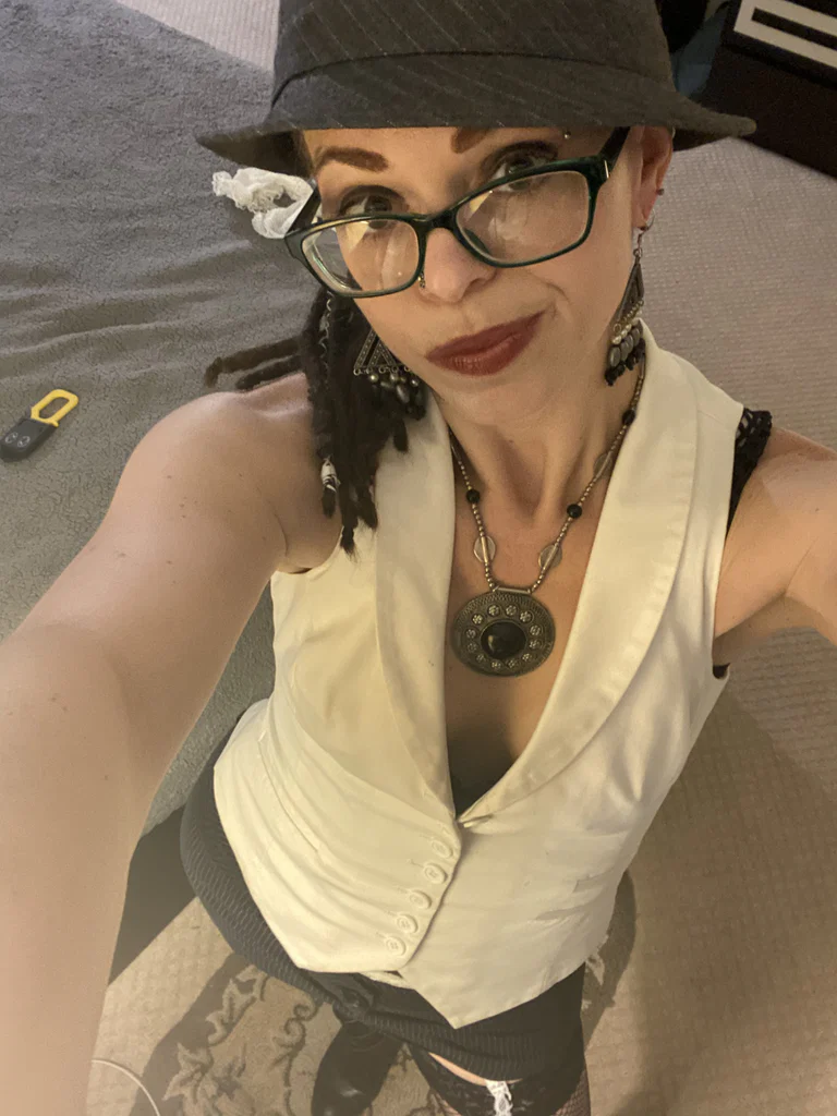 Kiera Uxmal's avatar