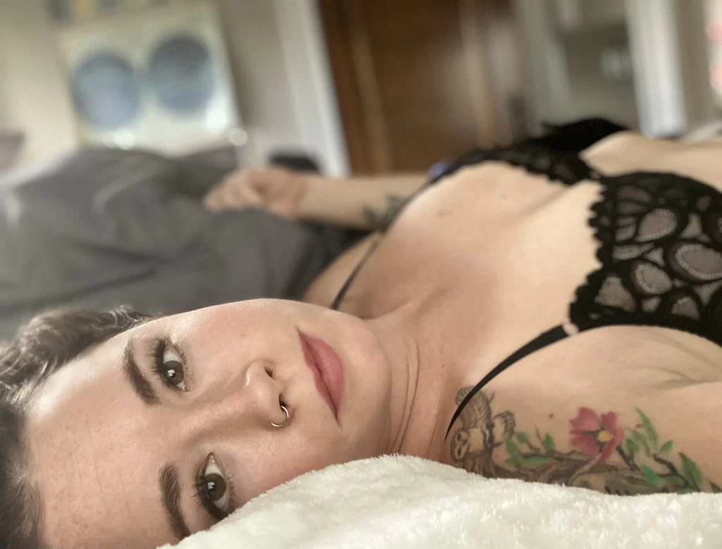 Claire Marie's avatar