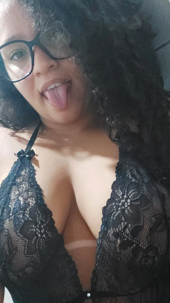 Alicia Fernandes's avatar