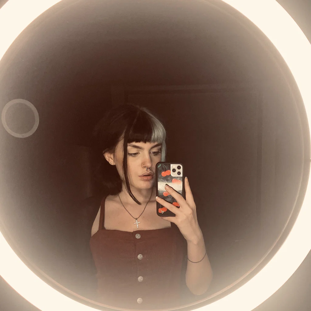Luna Free💙's avatar