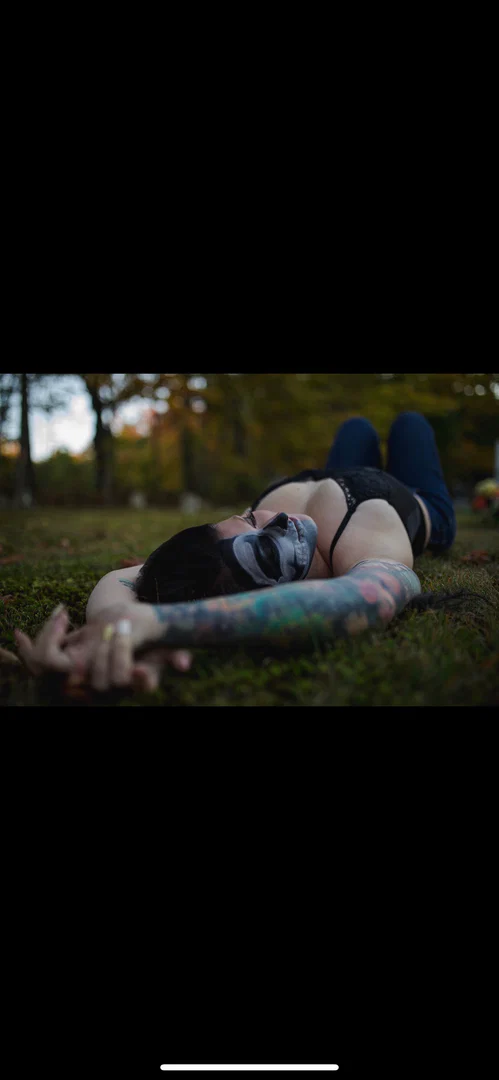 Brittanie Lynn profile banner