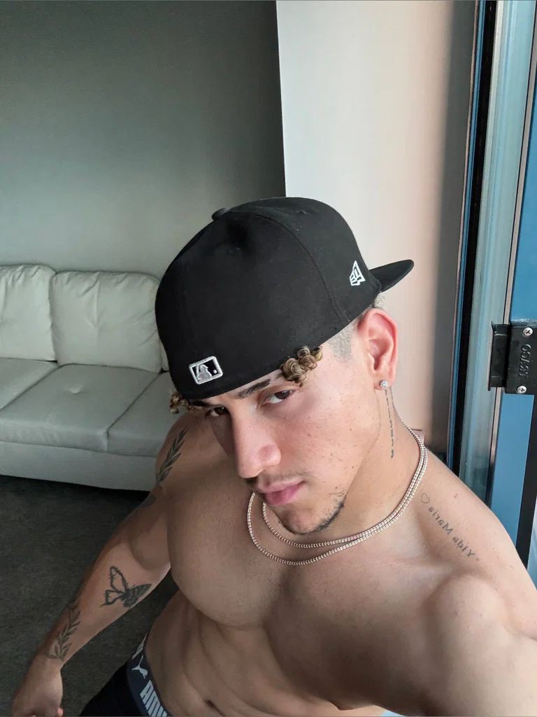 Papi juancho 🤴🏻's avatar