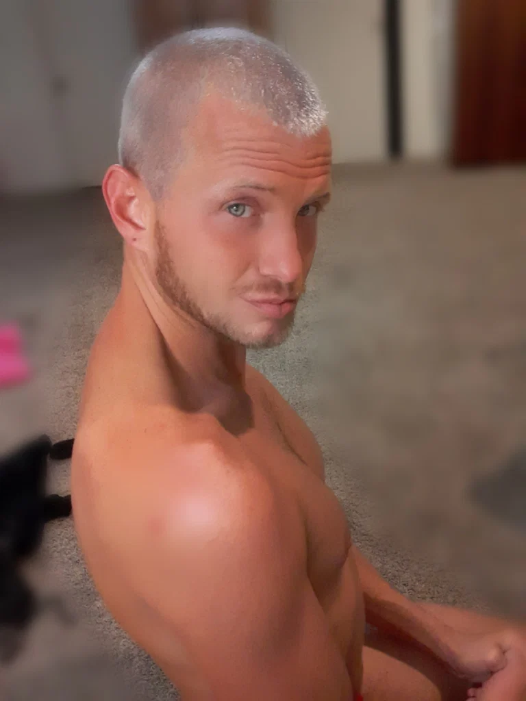 Noah West's avatar