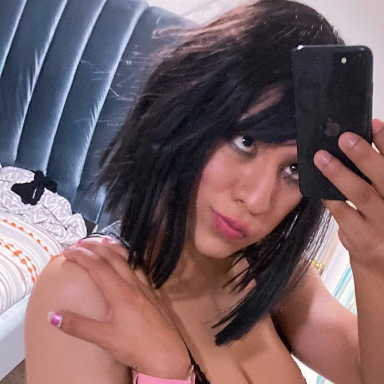 Mia's avatar