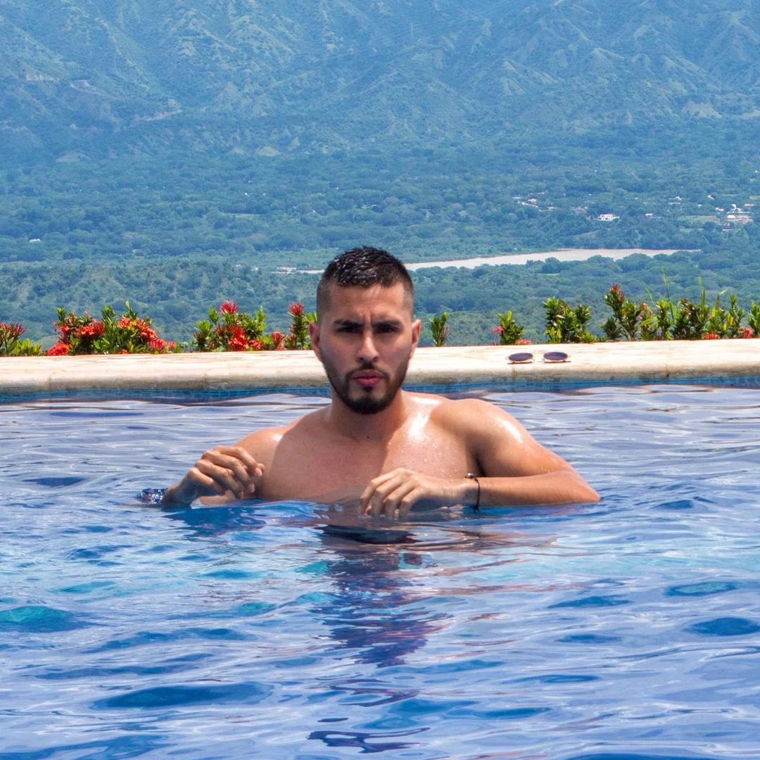 MAURO profile banner