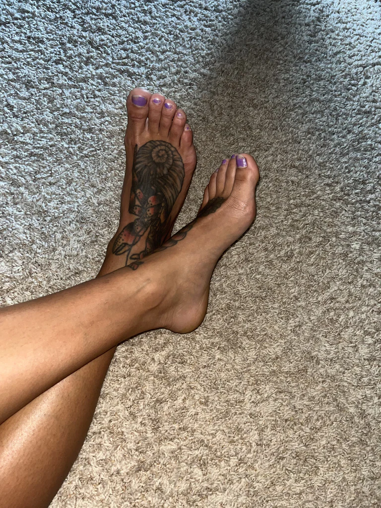 SweetyFeety's avatar