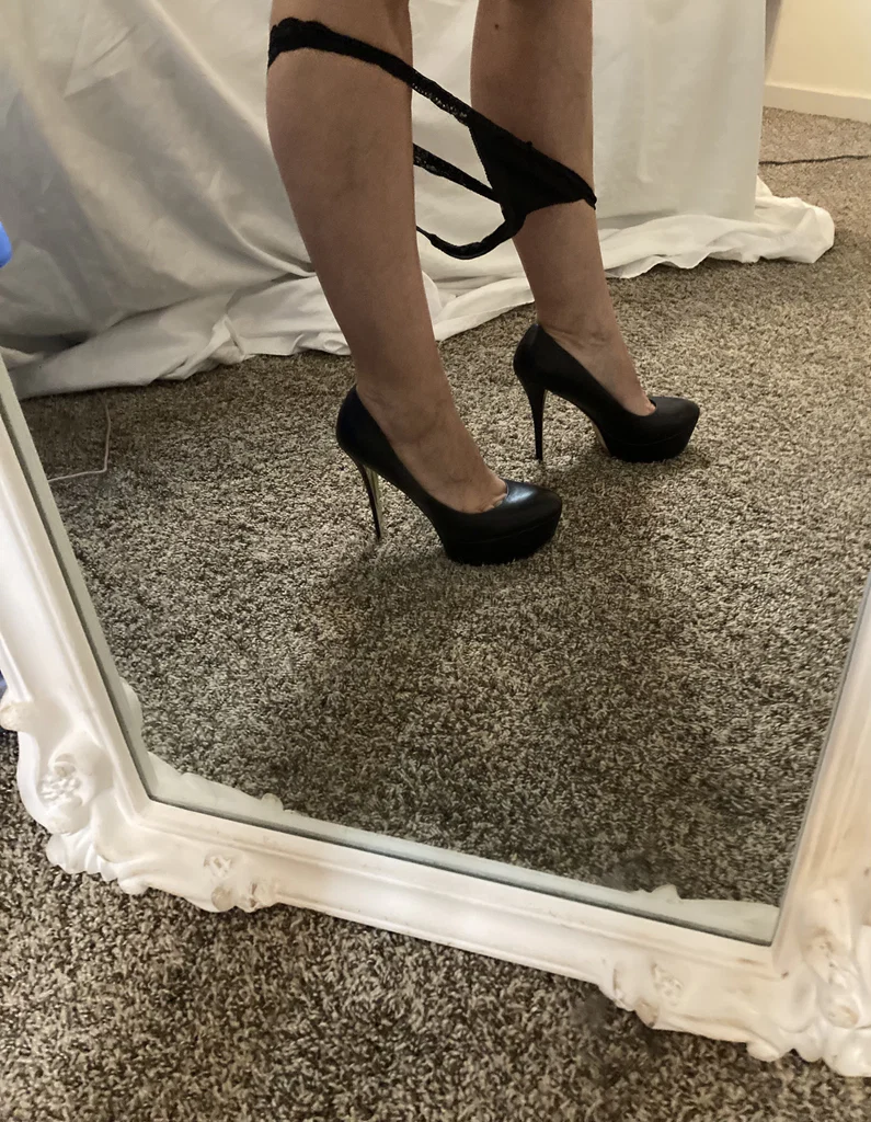Sassy Sexy Toes's avatar